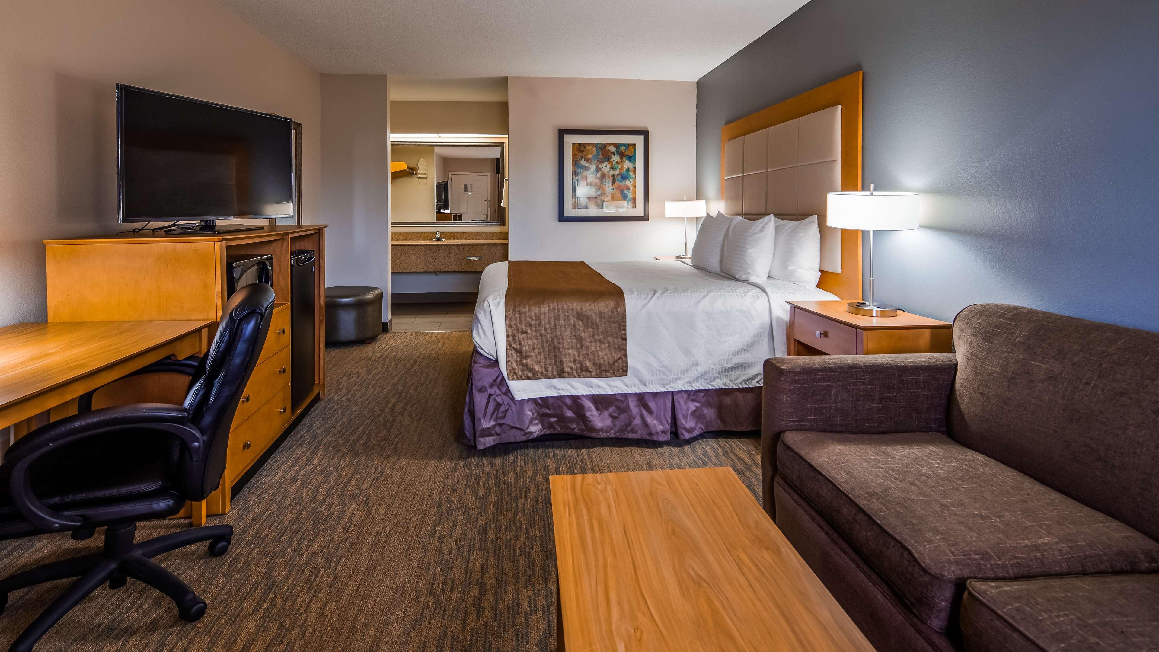 Best Western Airport Inn Pearl Exterior photo